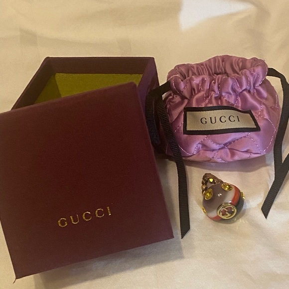 Gucci ring…Statement Piece - Picture 4 of 8